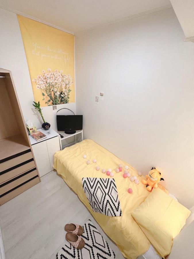 The Bay Cube House Female Only Hotell Guri Eksteriør bilde