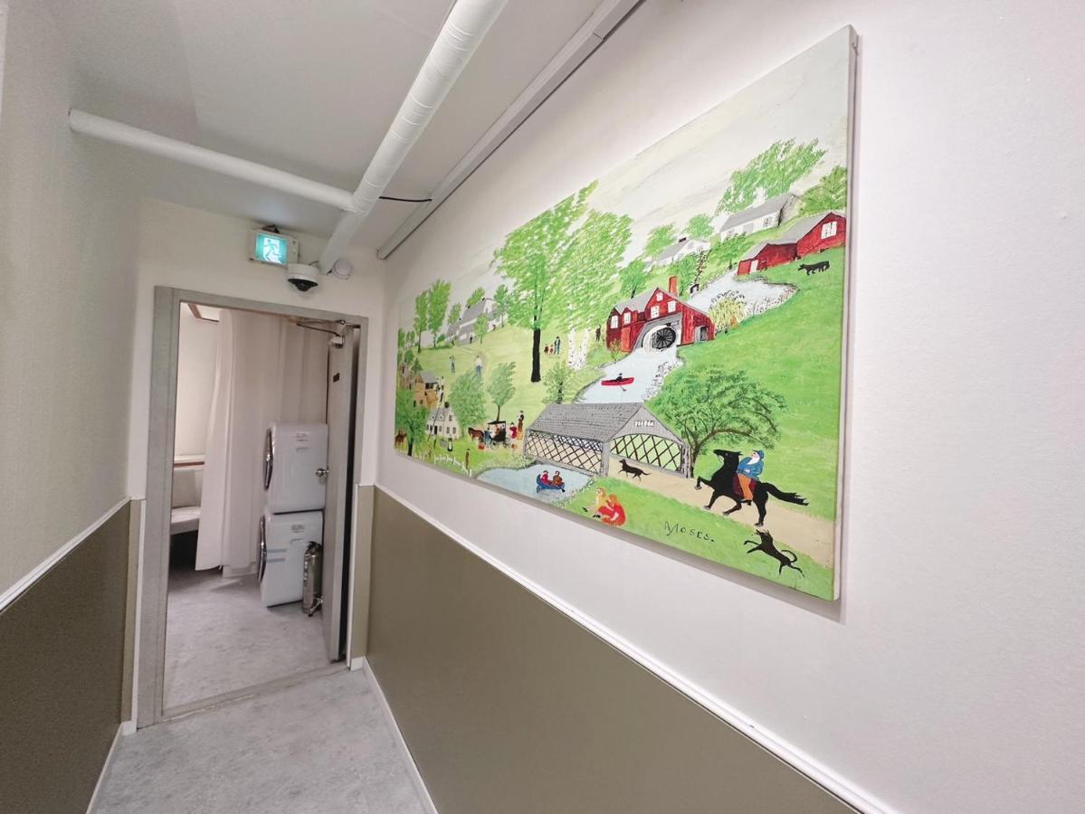 The Bay Cube House Female Only Hotell Guri Eksteriør bilde